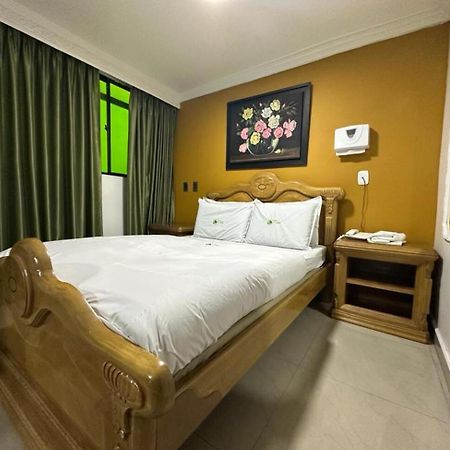 Hotel Bosque Chapinero โบโกตา ภายนอก รูปภาพ