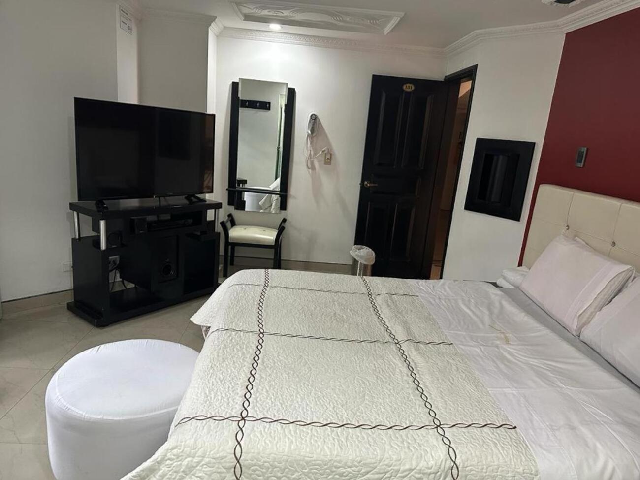 Hotel Bosque Chapinero โบโกตา ภายนอก รูปภาพ