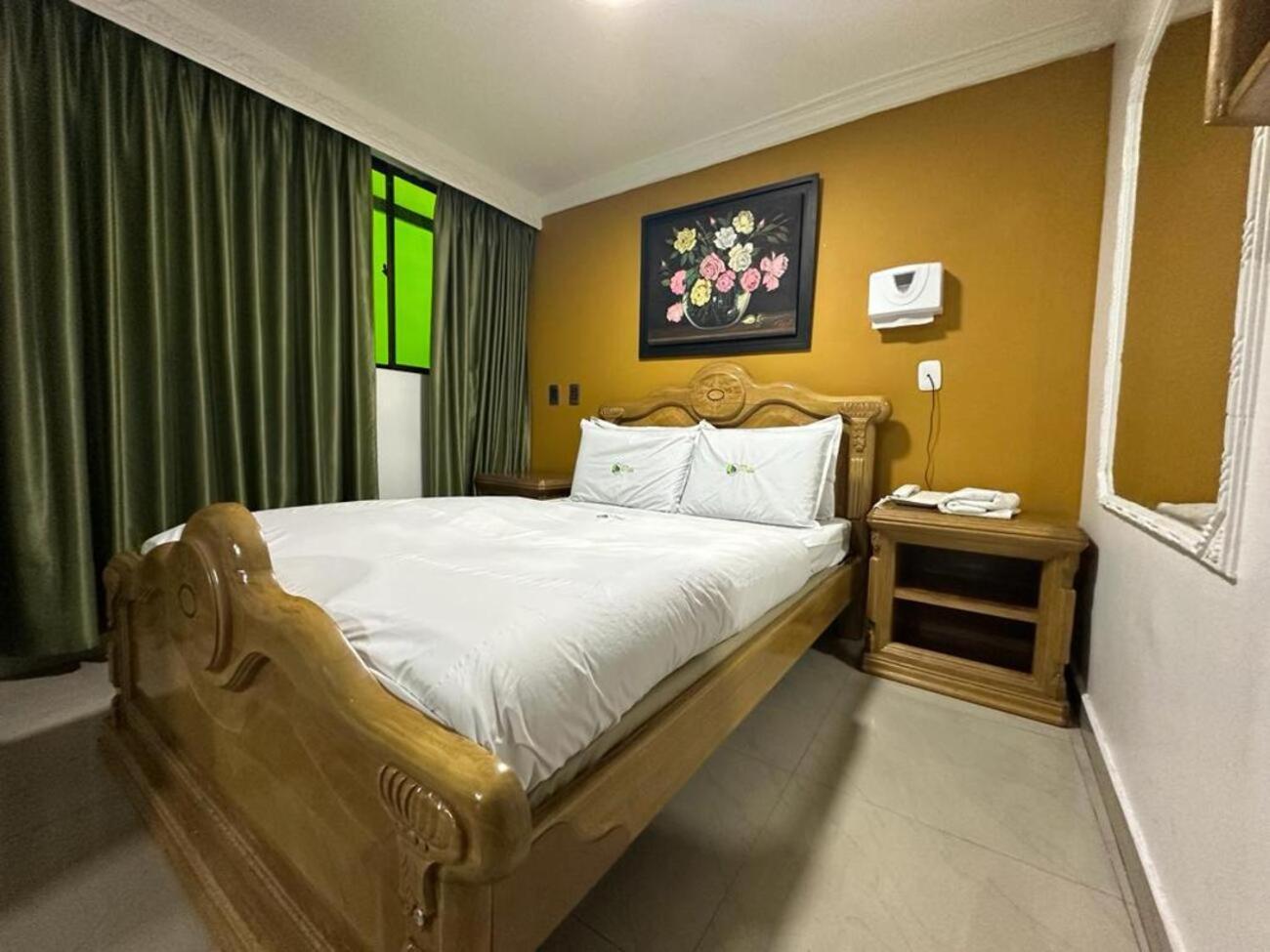 Hotel Bosque Chapinero โบโกตา ภายนอก รูปภาพ