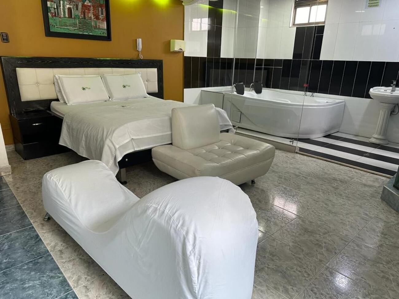Hotel Bosque Chapinero โบโกตา ภายนอก รูปภาพ