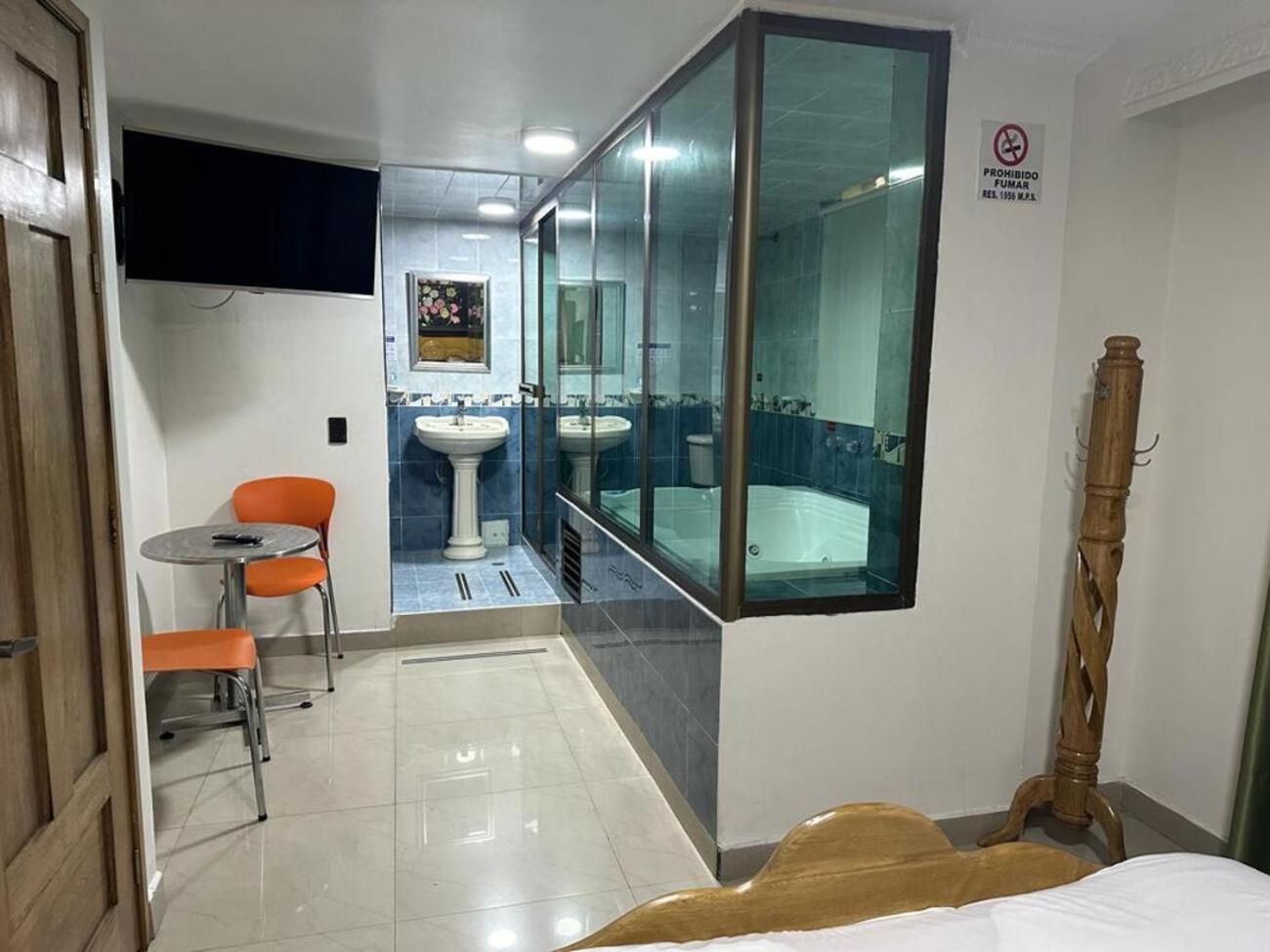 Hotel Bosque Chapinero โบโกตา ภายนอก รูปภาพ