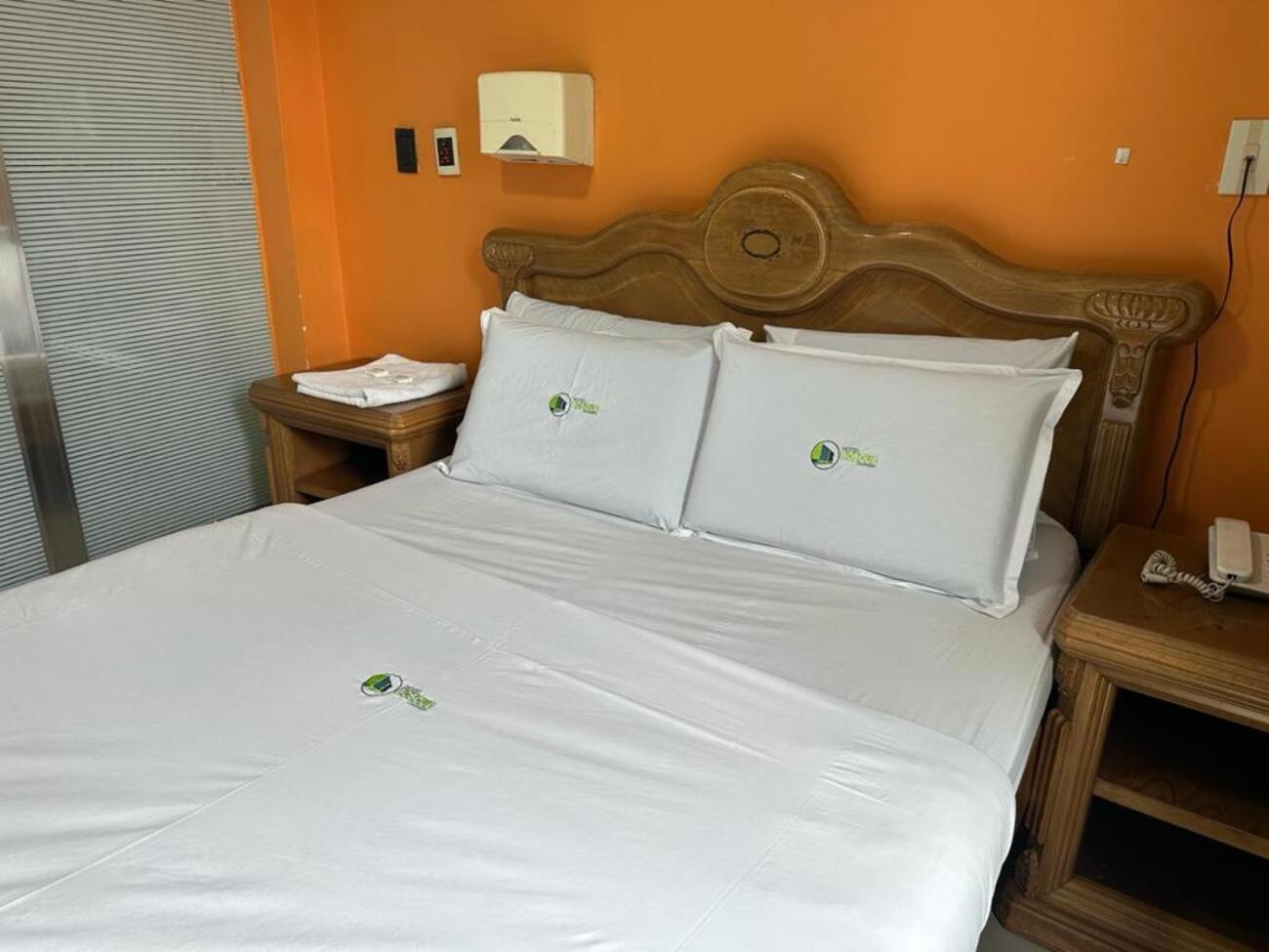 Hotel Bosque Chapinero โบโกตา ภายนอก รูปภาพ